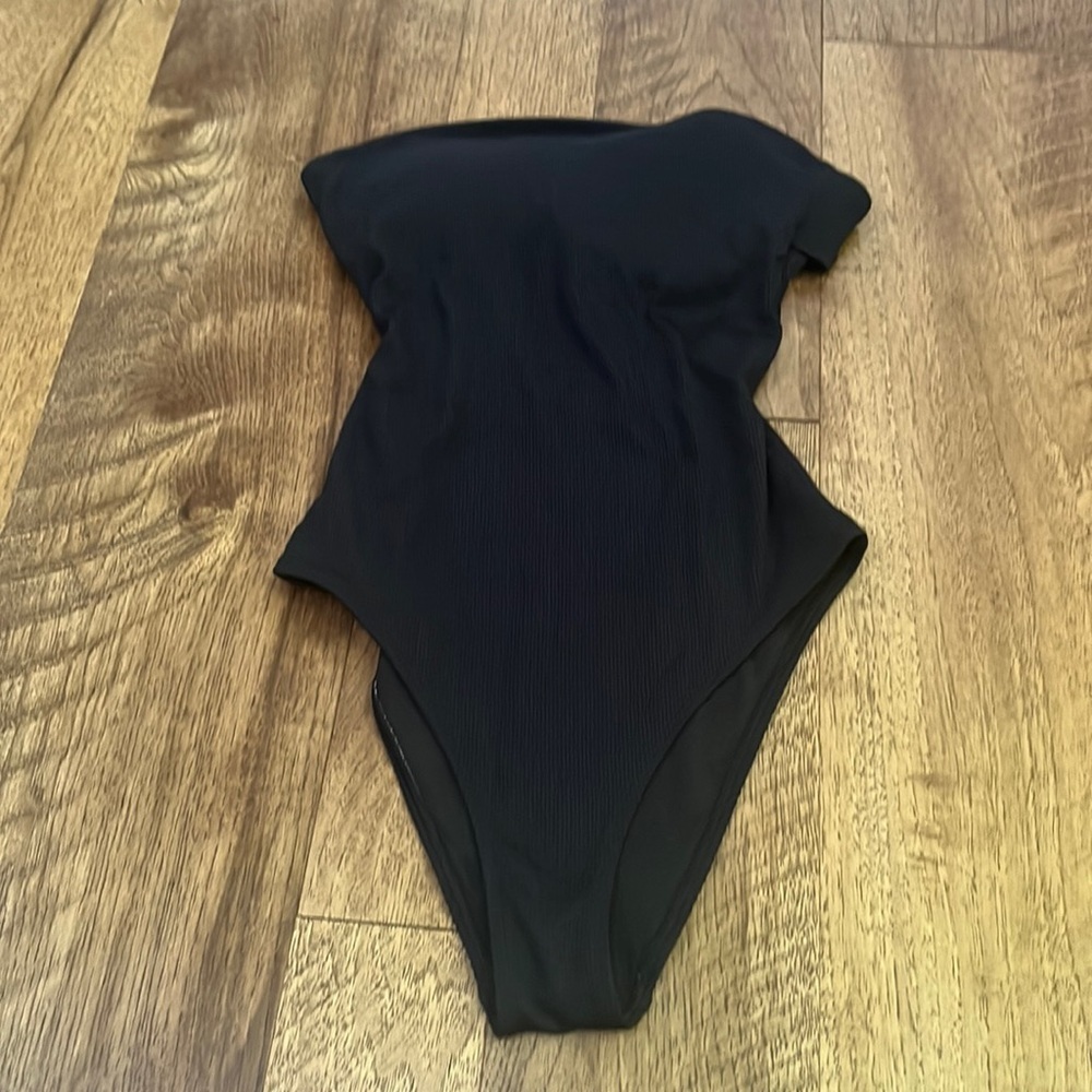 Aerie Woman’s Black Cheeky One Piece Bathing Suit Size S